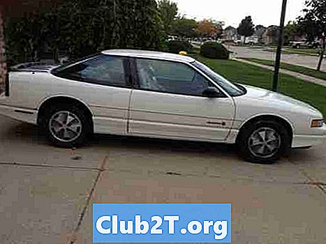 1991 m. „Oldsmobile Cutlass“ aukščiausio automobilio stereo laidų schema