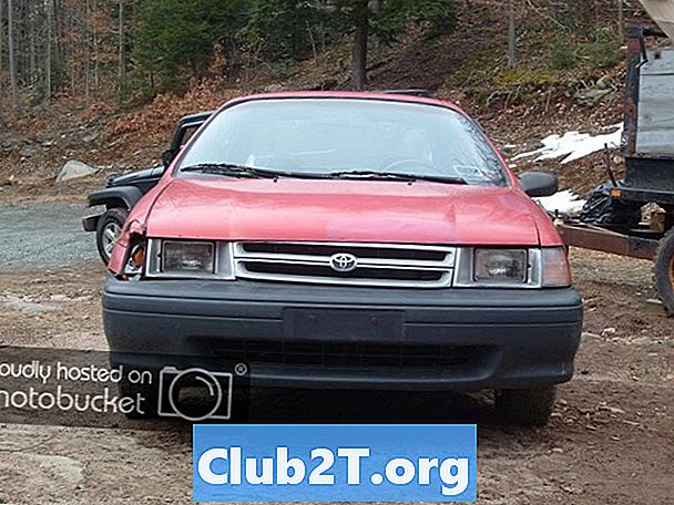 1994 Toyota Tercel Anmeldelser og vurderinger