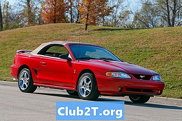 1997 Ford Mustang autó gumiabroncs mérete - Autók
