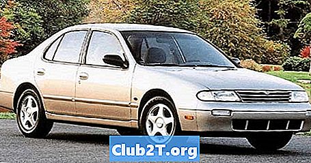 1997 Nissan Altima Anmeldelser og vurderinger