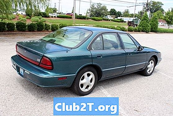 1997 Oldsmobile LSS การเปลี่ยนขนาดหลอดไฟ