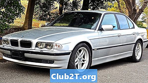 2000 Đánh giá và xếp hạng BMW 740i