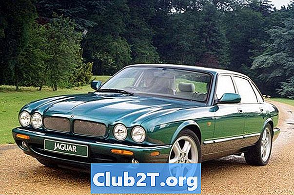 2000 Jaguar XJ apskats un vērtējumi