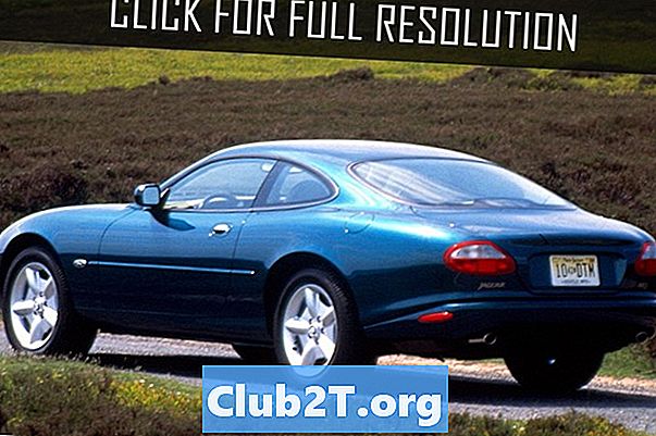 2001 Jaguar XK Coupe Recenzie a hodnotenie