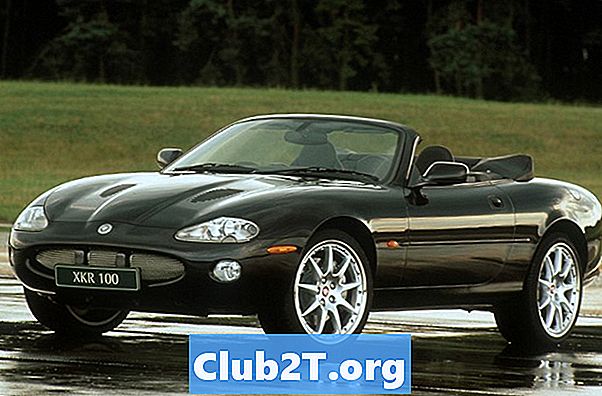 2002 Jaguar XK XKR 100 recenzí a hodnocení