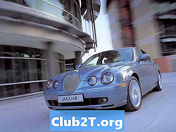 2003 Jaguar S-Type R Recenzie a hodnotenie