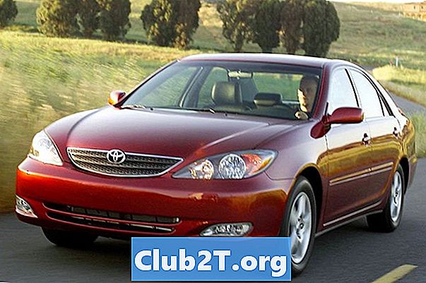 2004 Toyota Camry pregledi in ocene