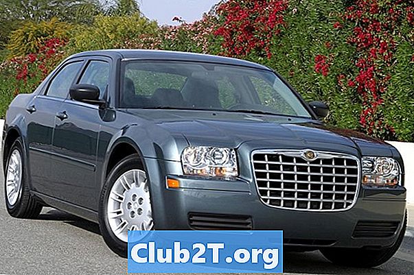 2005 Chrysler 300 리뷰 및 등급
