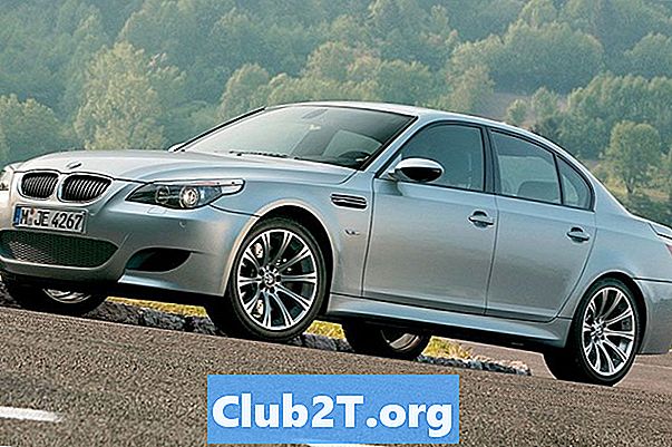 2007 BMW M5 리뷰 및 등급