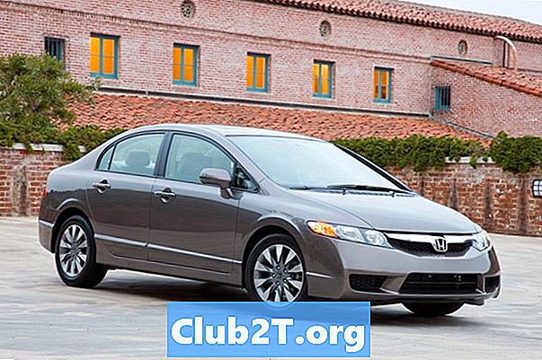 2010 m. „Honda Civic EX“ sedano atsargų padangų dydžiai