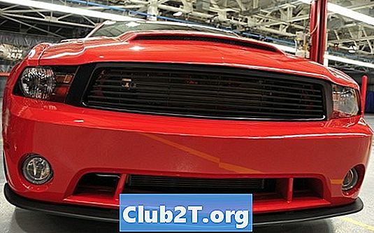 Информация о размере лампочки автомобиля Ford Mustang 2012 года