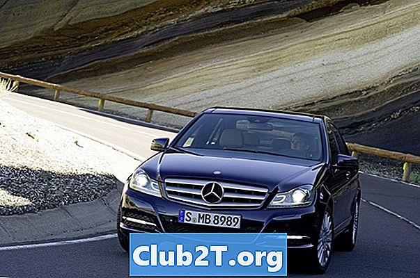 2012 m. Mercedes Benz C350 šviesos lemputės dydžio informacija