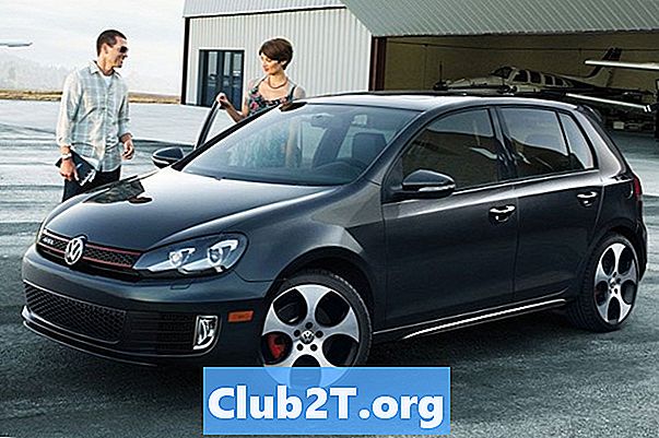 2012 Volkswagen GTI Anmeldelser og vurderinger